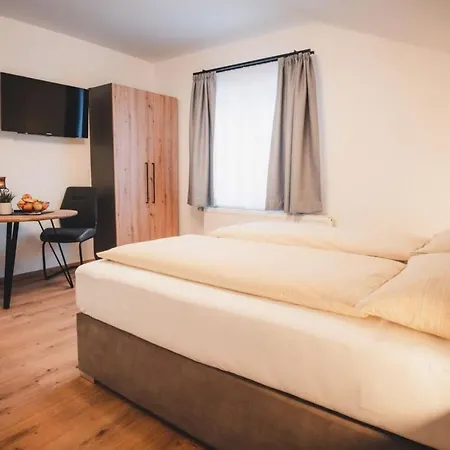 Haus Oesterreich - Familie Digruber Lackenhof